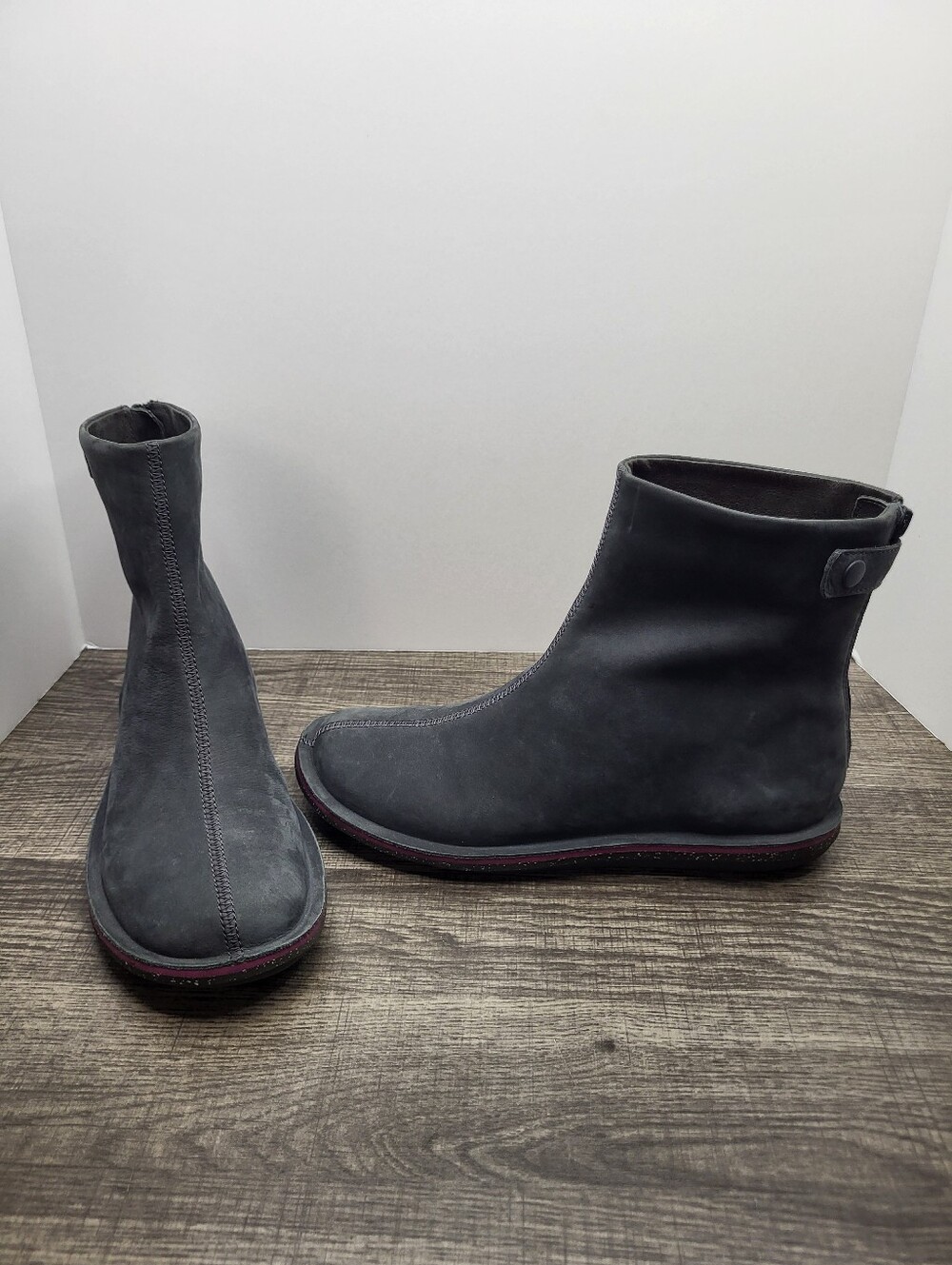 Camper Beetle Grey Leather Ankle Boots Flats Zip Women’s Size EUR 39 US 9